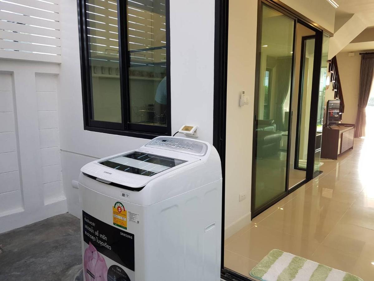 Townhouse 5 Mins From Airport Plaza Changmai Chiang Mai